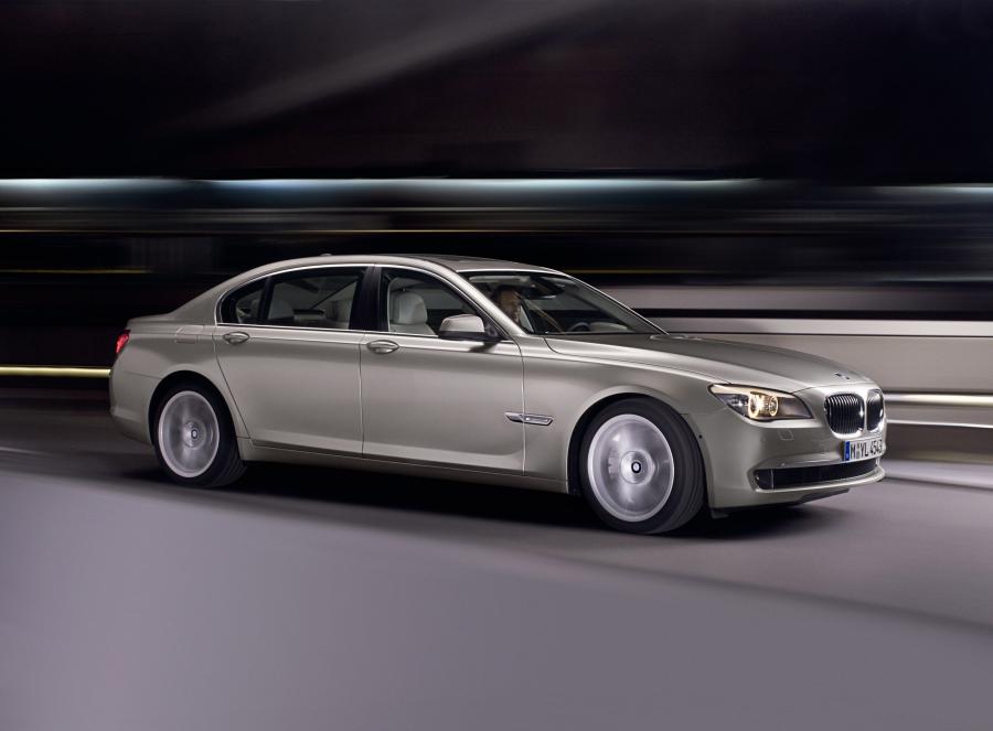  BMW 7-Series 2008 года  (фото 24 из 77)